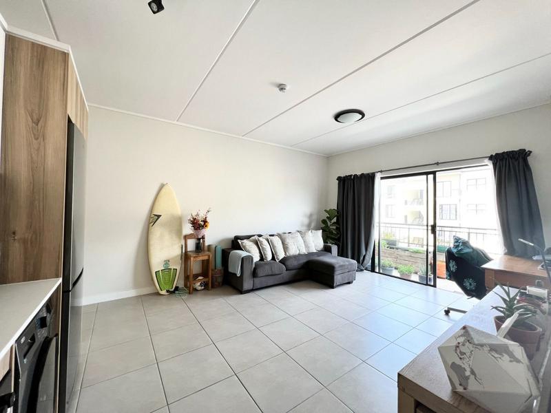 To Let 1 Bedroom Property for Rent in Sandown Western Cape